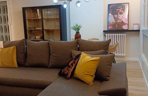 El Gancho Apartment | La parada de San Domingo 2