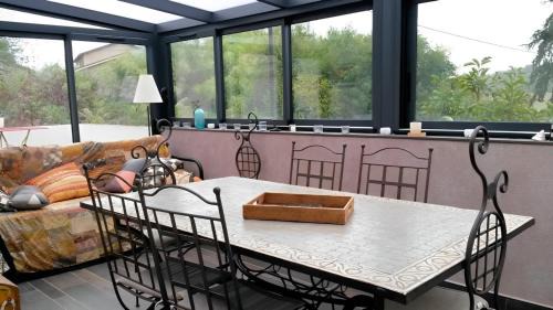 Craponne Bed & Breakfast | La Pause