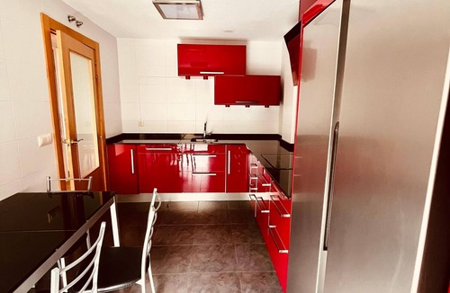 Viana House | La Puerta de Viana, with txoko, garage and swimming pool!