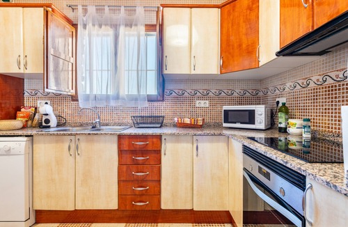 Sarratella House | La Rosa de los Vientos – Charming Stay with Sea Views for Peaceful Days