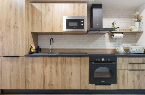 L'Espluga de Francoli Apartment | Loft La Conca – Industrial Design, Charming Rural Getaway with Comfort