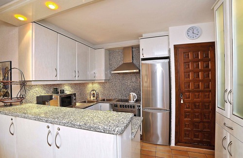 Arnella Apartment | Lovely apartment for 4 people with pool, A/C, TV, terrace and panoramic view