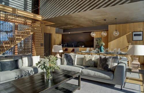 Baqueira House | Luderna - Casa con jardín Pleta Arriu. ENZA