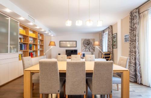Zaragoza Old Town Apartment | Luxurious apartment in the center of Zaragoza