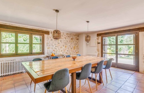 La Llacuna House | Luxurious stay in the countryside surrounded by wine fields near Barcelona.
