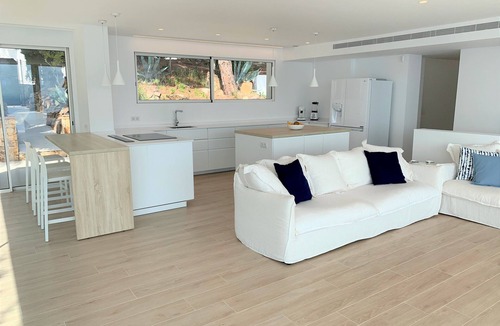 Santa Cristina de Aro Villa | LUXURY VILLA * SEA VIEW