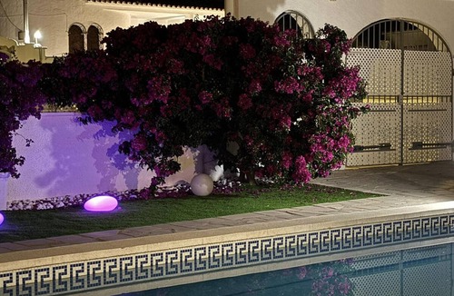 Miami Platja Cottage | Luxury Villa with Private Pool Near Beach
