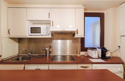 Prosperidad Apartment | Luz con Balcón en Pleno Madrid