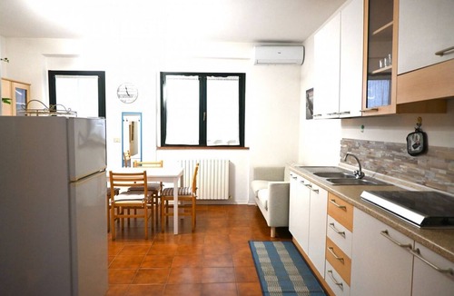 Marcelli Apartment | M195 - Marcelli, three-room apartment with terrace 200m from the sea