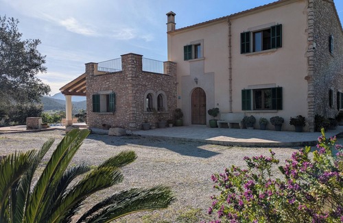 Manacor House | Mallorcan house with pool, garden, barbecue and WIFI near the beach