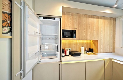Gumussuyu Mahallesi Apartment | Marmada Suites