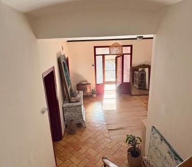 Saifores House | Masía de siglo XIX rodeada de viñedos y mar