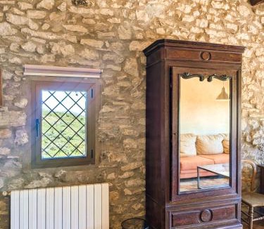Chert House | Mas de la Guilona - Masía histórica de 4 estrellas