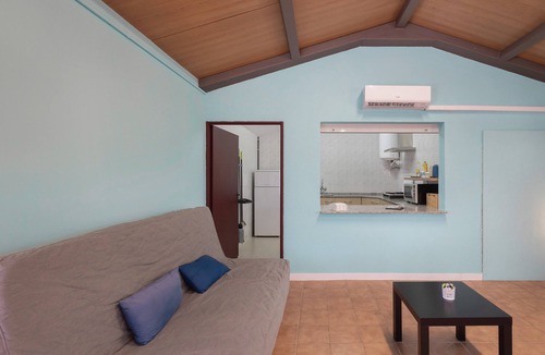 Vilobi Del Penedes Villa | Masia 'La Geneta' with Private Pool, Wi-Fi, and Air Conditioning