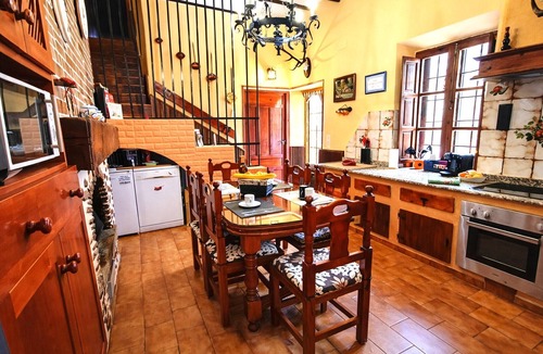 Cenizate Cottage | Medieval country house Señorío de Montero