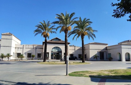 Caserio Los Tarquinos Apartment | Modern Golf Residence | Disney+ | High-Speed WiFi | Pool
