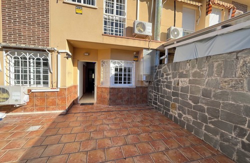 Loeches House | Modern house for up to 12P, Ideal for family, groups. Swimming pool, cinema and bar.