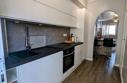 Los Altos Apartment | Modern La Ciñuelica PH with Com Pool L166