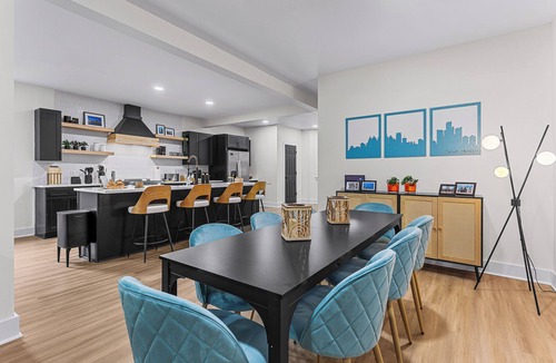 Detroit House | Modern & Stylish 4BR Home - Near Detroit Downtown - Sleeps 10 - Pet-Friendly