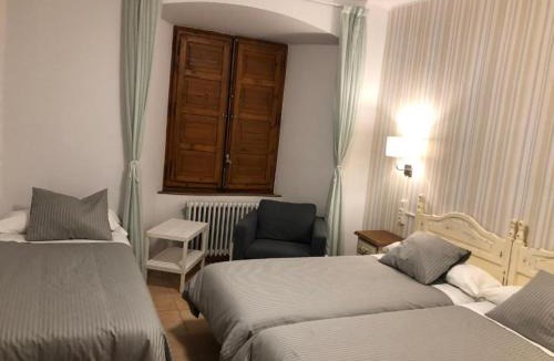 Anguiano Hotel | MONASTERIO de SANTA MARÍA DE VALVANERA