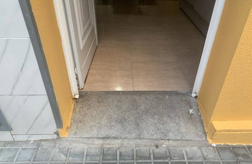 Sant Adria de Besos Apartment | Near to Beach and 15 min to Barcelona by Train