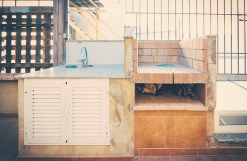 Castello de la Plana House | NEIGHBORHOOD HOUSE