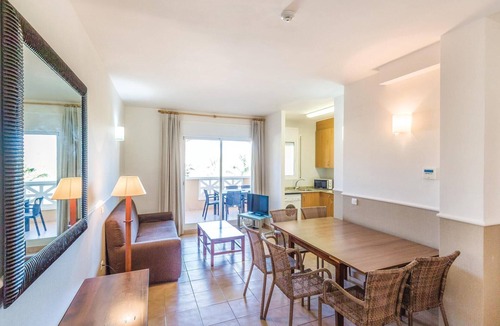 Riumar Apartment | Nice apartment in Riumar-Deltebre with swimming pool