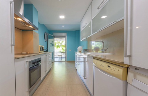 Clara Apartment | Nice apartment for 6 guests with WIFI, pool, A/C, TV and terrace