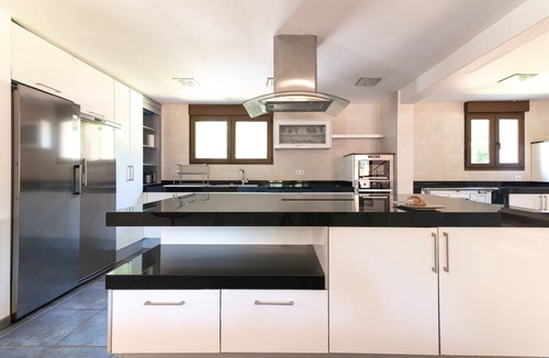 Lanestosa Villa | NorthStyle by Fidalsa