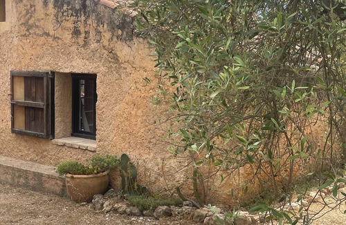 Roquetes Other | Off-grid paradise between the mountains and sea, between age-old olive groves