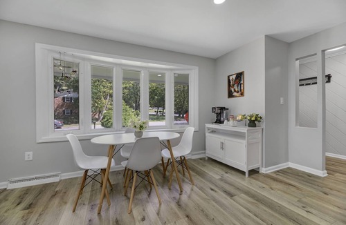 National Harbor House | Oxon Hill Luxurious Entire Place Near 5 Min to MGM and National harbor.