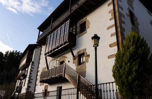 Leintz-Gatzaga Hotel | Palacio Soran