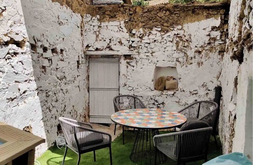 Patones de Arriba Cottage | PURE LODGE in Patones de Arriba