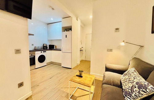 Hispanoamerica Apartment | Republica | 2BR apt near Madrid's financial center