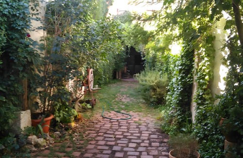 Villarrubia de Santiago Apartment | Room 3 with Private Garden - El Sueño De Lucrecia, Toledo