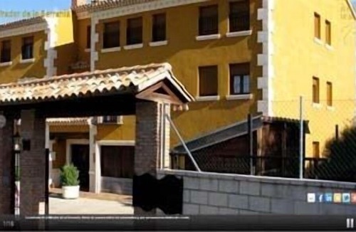 Villalba de la Sierra Cabin | Rural apartment El Mirador de la Serrania for 4 people
