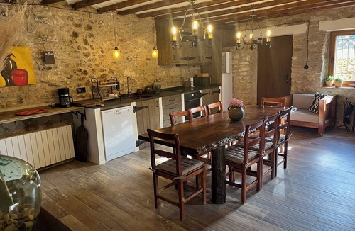 Vilafranca Cottage | RURAL FARMHOUSE LA PARRETA