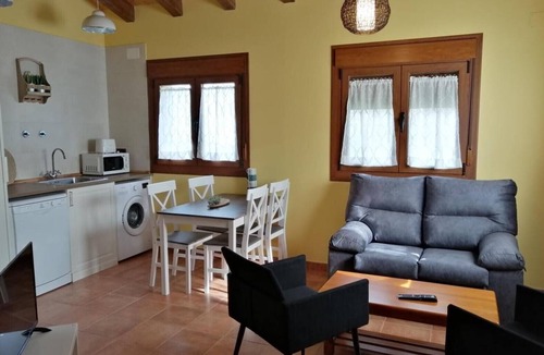 Aldehuela del Rincon House | Rural House in Soria with Garden, Mountain Views and Hiking Trails