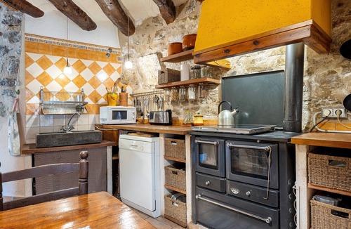 Pauls House | Rural House 'Ca La Germandat Paüls' with Mountain Views, Private Terrace and Wi-Fi