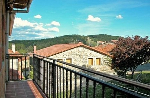 Rabanera del Pinar Cottage | Rural house Los Roblones