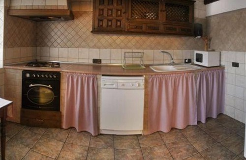 San Andres de Soria House | Rural House 'Sierra De Tabanera' in Soria with Views and Private Garden