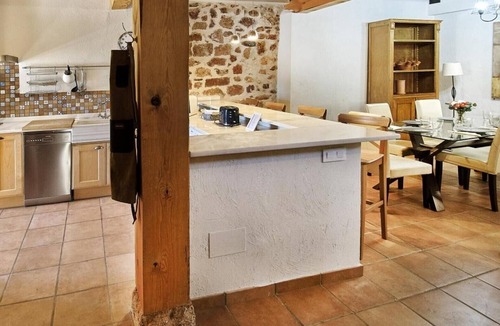 Ayllon House | Rural House 'Hestia' in Ayllón, Sierra Norte Views, Balcony & Wi-Fi