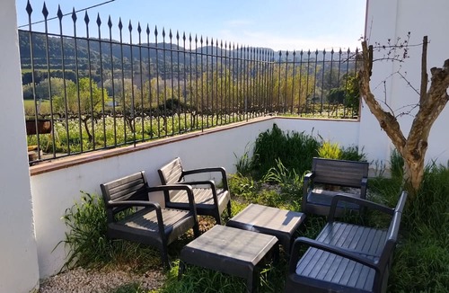 Canaletes House | Rural house 'Maset De La Salut' with mountain views, Wi-Fi, and air conditioning