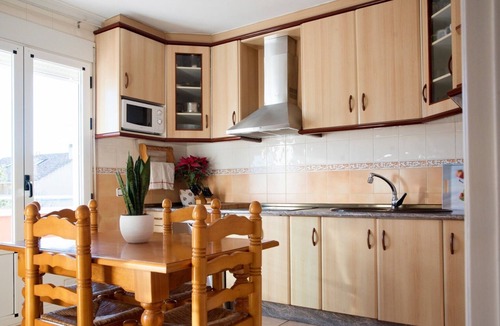 Cuenca Cottage | RURAL HOUSE THE WILLOW. 2.5 km from the city of Cuenca. Groups of up to 23 people