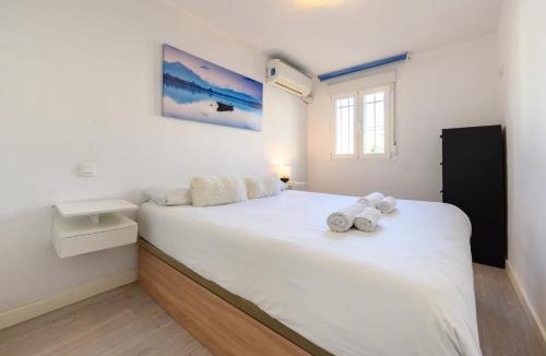 Fuencarral Apartment | SAB52 - Amplio Chalet 3 dormitorios y 2 baños, terraza y barbacoa - Alquiler temporal