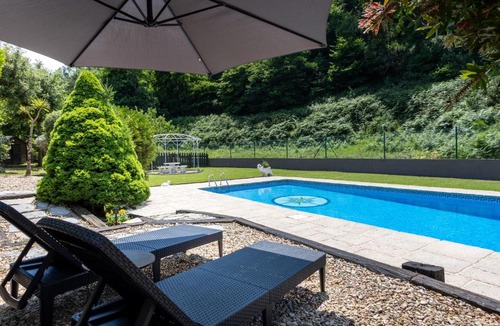 Bermeo Villa | SARREN Villa Pool