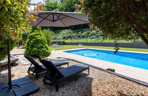 Bermeo Villa | SARREN Villa Pool