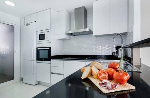 Punta Prima Apartment | Sea Senses' Suite mit Gemeinschaftspool by Interhome