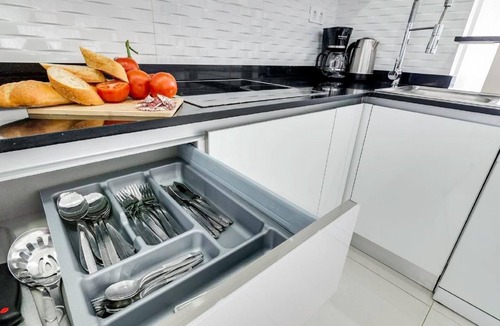 Punta Prima Apartment | Sea Senses' Suite mit Gemeinschaftspool by Interhome