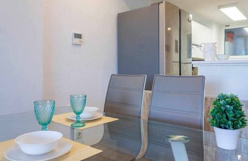 Flamenca Beach Apartment | Sea views and pool Free Parking rf18